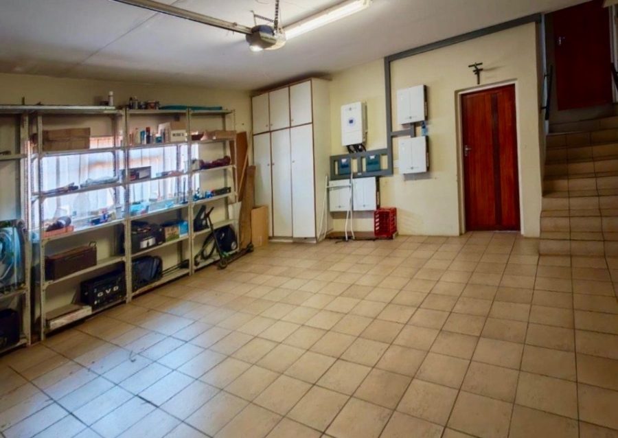 4 Bedroom Property for Sale in Wilkoppies North West